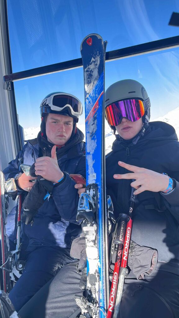 B3912ABC-9CC2-4DD2-A353-10DE29A5AFA7_2_11zon